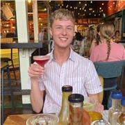 Hello, I’m Matthew and I’m a full time student from the UK. I offer private lessons reasonable prices to help you learn English!